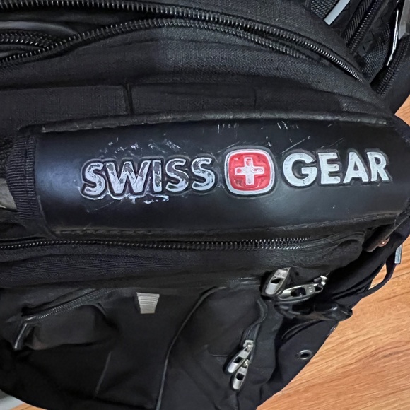 SWISSGEAR ScanSmart Laptop Backpack Black - Picture 17 of 17